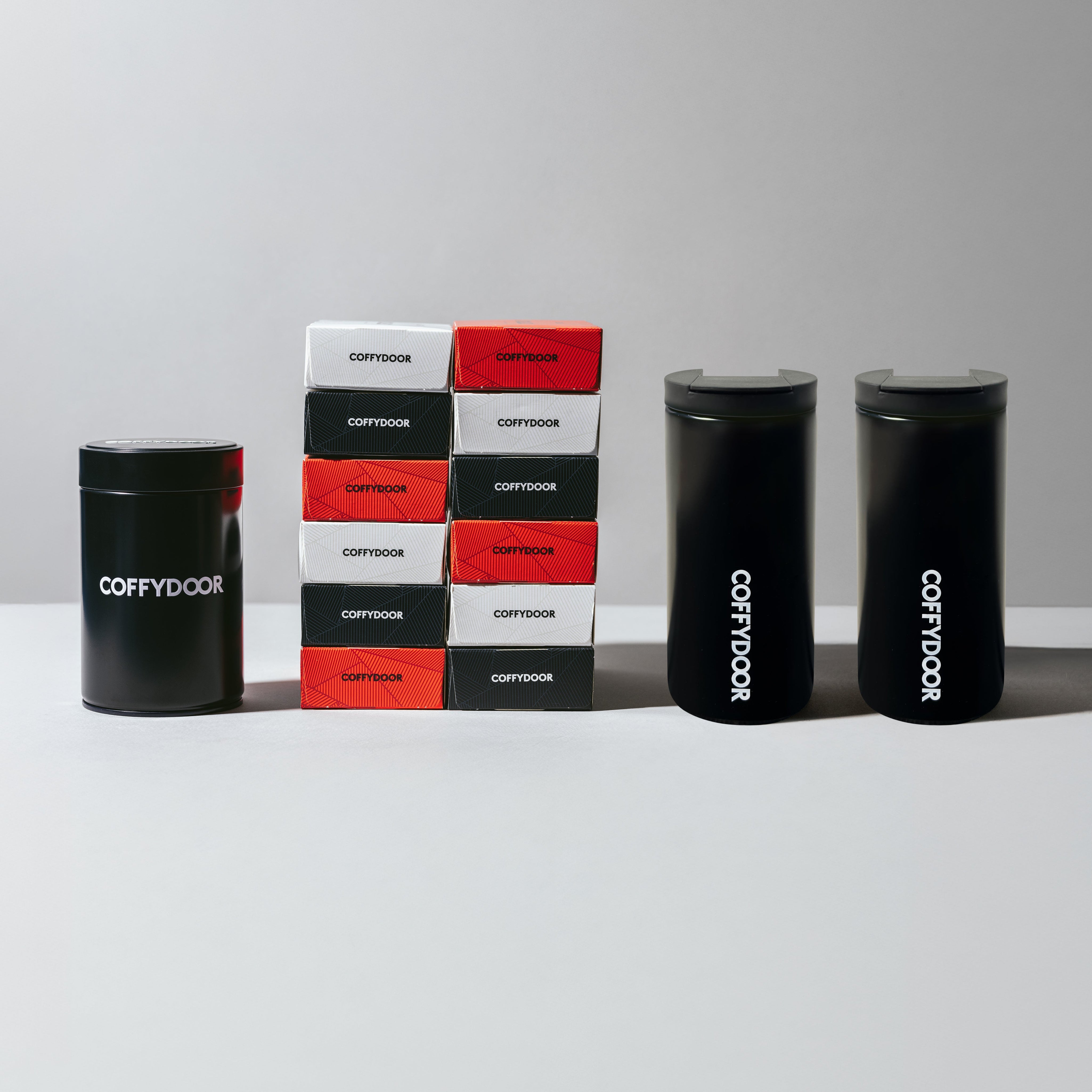 Black Week :120 Nespresso kompatibla kaffekapslar + 2x Termosmuggar + kapselhållare
