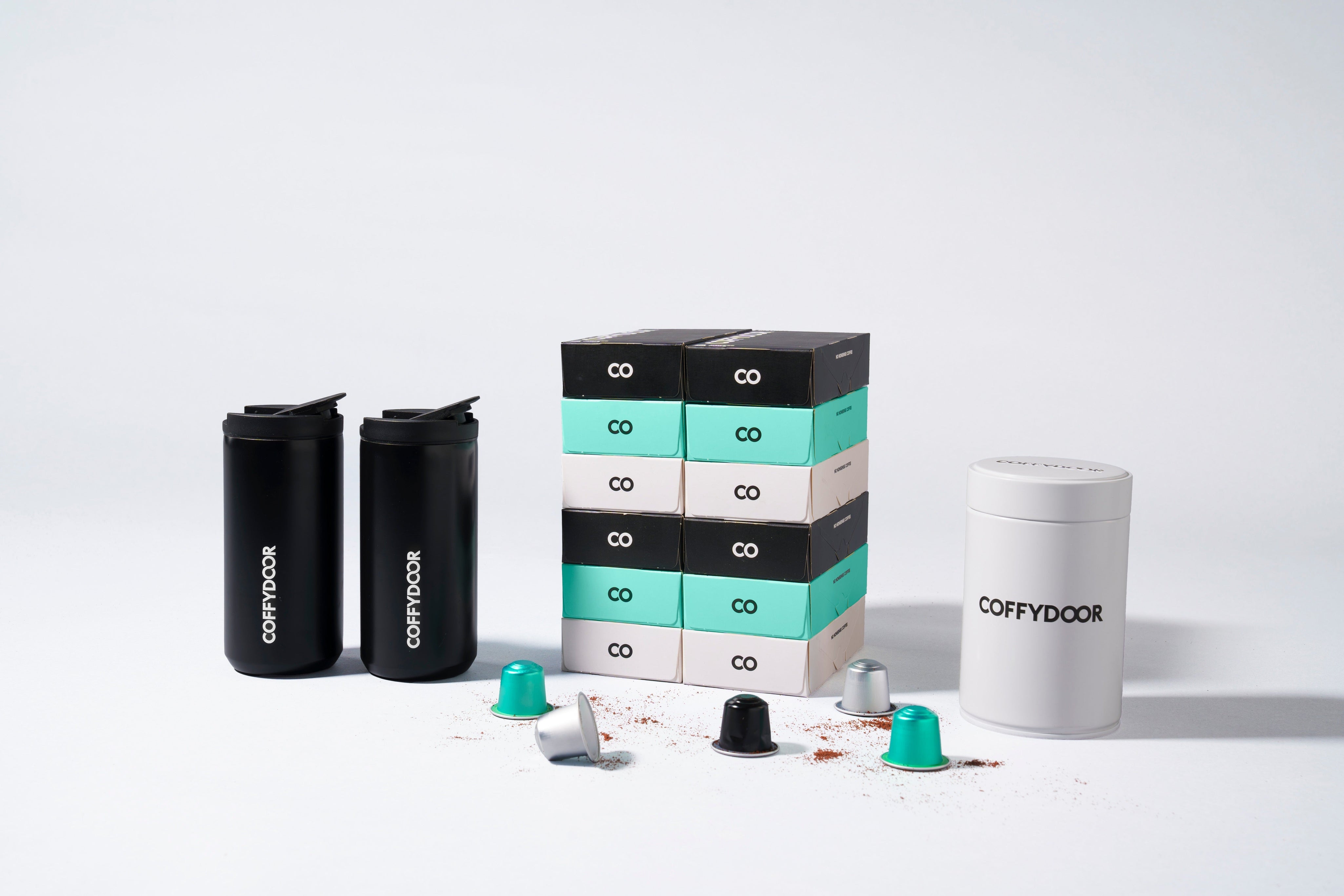 120 Nespresso kompatibla kaffekapslar + 2x Termosmuggar + kapselhållare