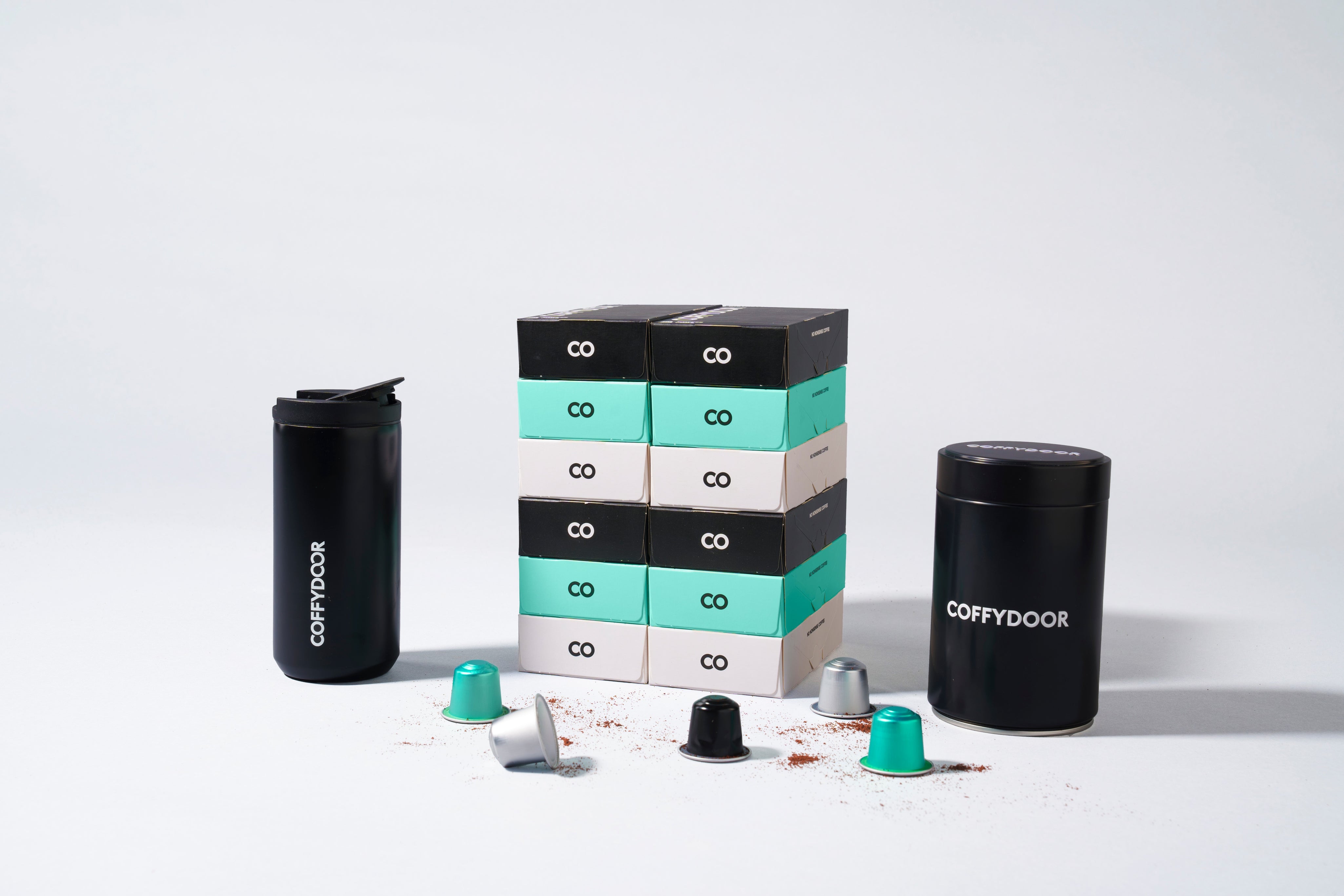 Styckesköp 120 Nespresso®-kompatibla kapslar + Gratis Termomugg + Kapselhållare